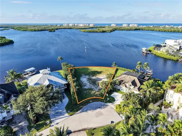 266 6th ST, BONITA SPRINGS, FL 34134