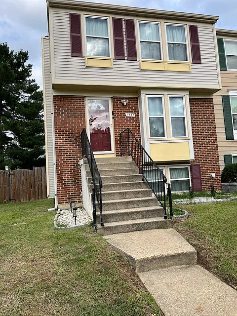 2 bed, 2.5 bath, 1732 sqft, $3,000 — Photo 1