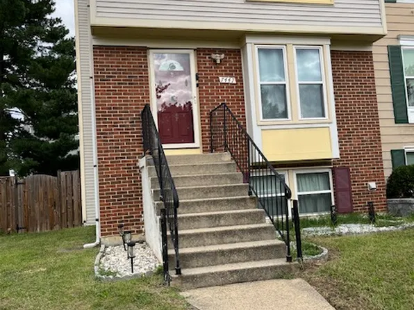7447 Lone Star Rd, Lorton, VA 22079