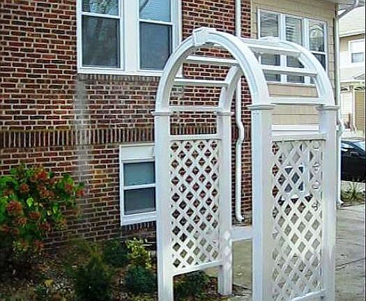 Side Yard Arbor