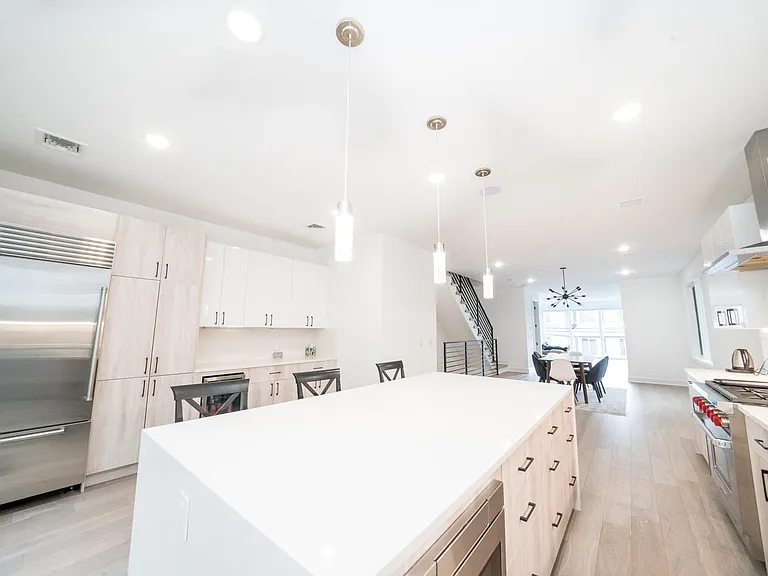 496 Undercliff Ave #3A — Photo 7