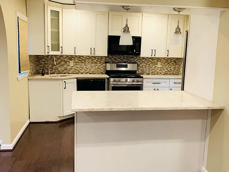 23 Ginny Ln — Photo 7