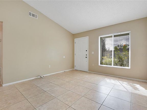 5th image of 12239 Eastcove Dr #1