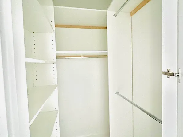 305 West 55th Street 4D image 7 of 7
