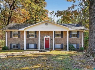 431 Porter Crest Rd, Graysville, AL 35073