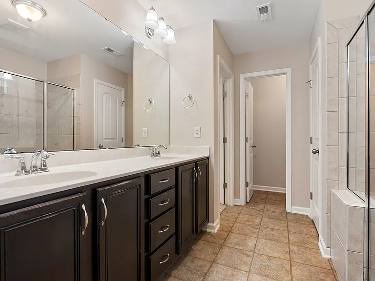 2708 Evanston Ave — Photo 21