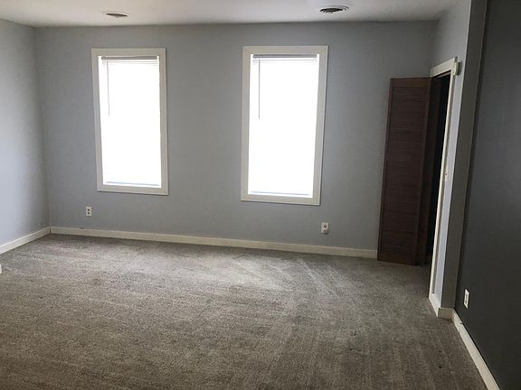 4th image of 501 2nd St #2