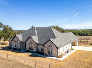 528 Appaloosa Run, Round Mountain, TX 78663