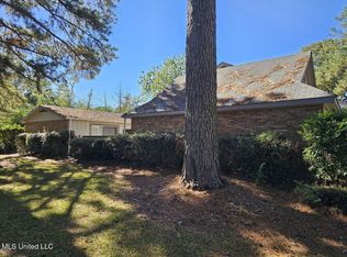 11 Timber Ridge Dr, Brandon, MS 39042