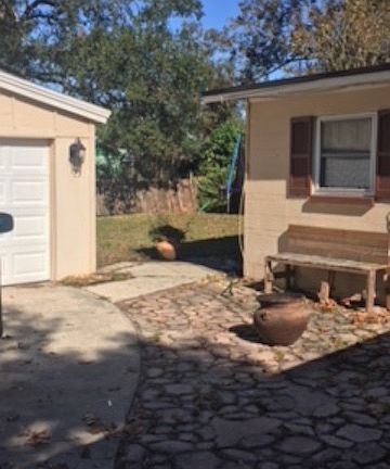 4th image of 387 Bonnlyn Dr