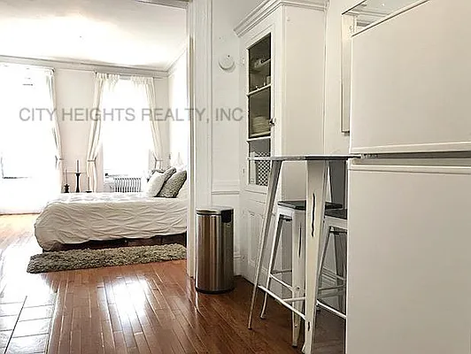 Rented by City Heights Realty | media 12