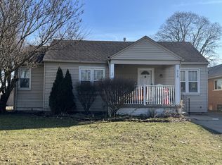 910 N Gulley Rd, Dearborn, MI 48128