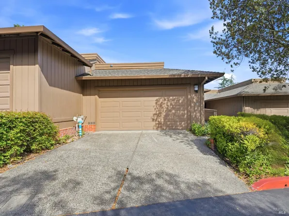 23 Oakcrest Drive, San Rafael, CA 94903