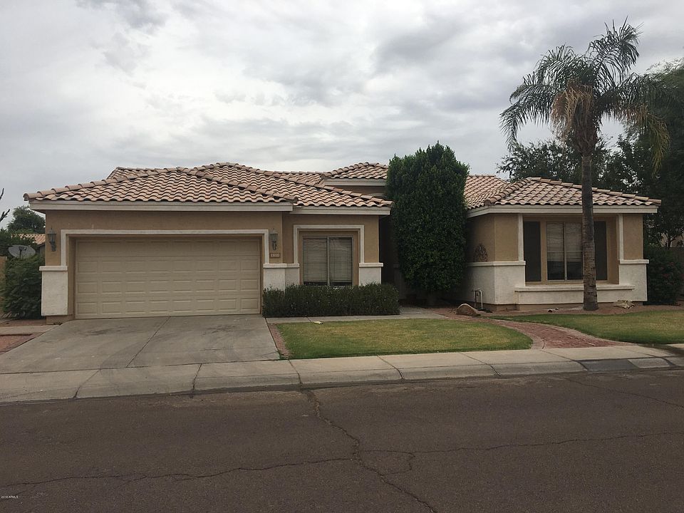 1st image of 1810 W Falcon Dr