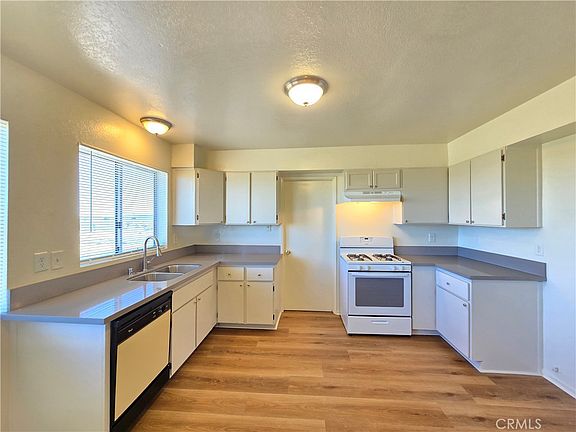 2nd image of 6611 California City Blvd #6611E