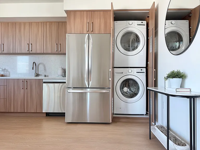 2 Bed 2 Bath Plus Office