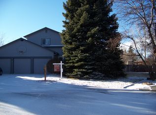 7853 Owens St, Arvada, CO 80005
