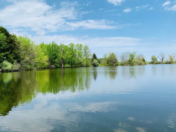 1361 S 700 W, Morgantown, IN 46160