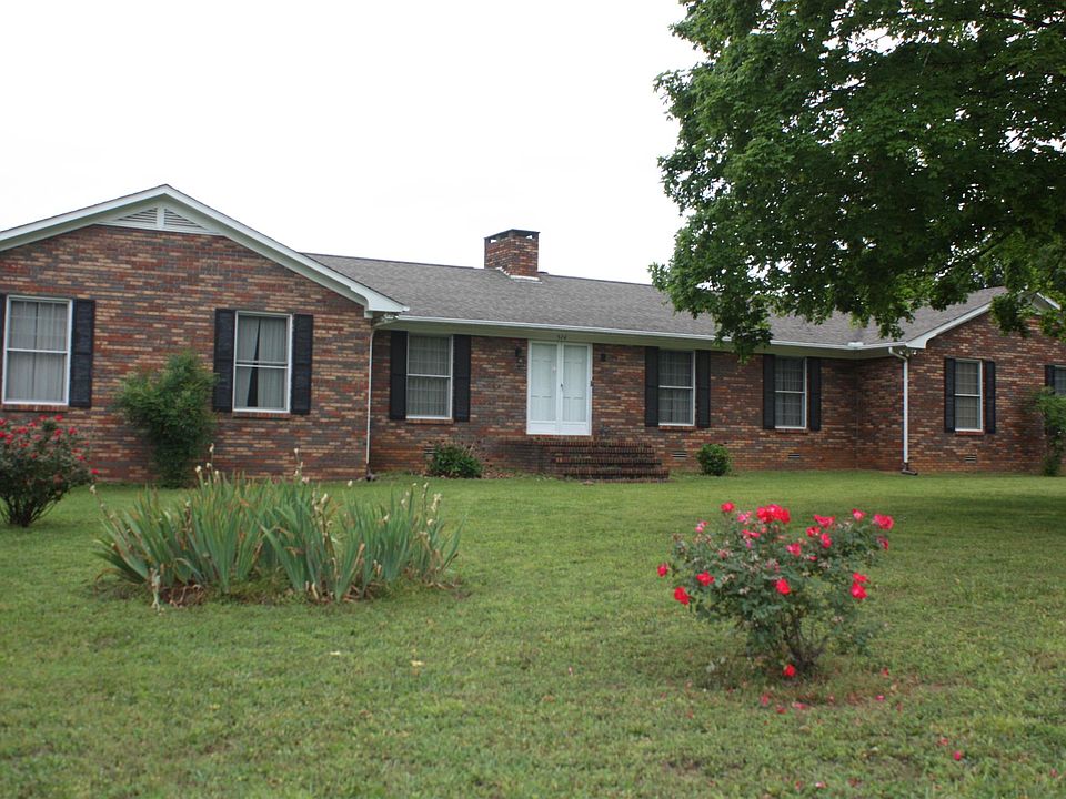 1st image of 574 Cooper Dr