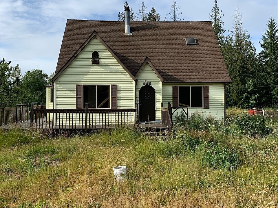 2nd image of 705 348th Street S