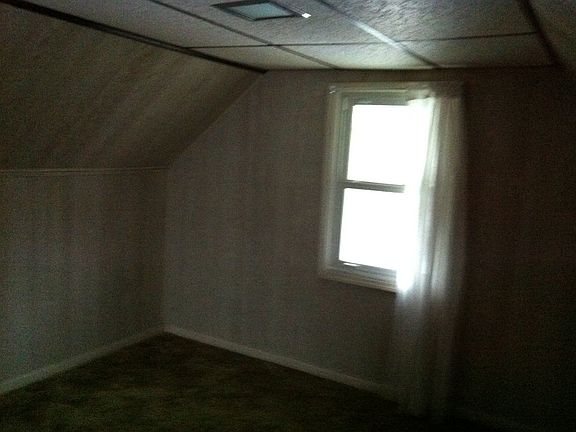 5th image of 15 Linda Ln
