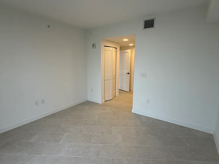 3151 NW 19th Ter #B2 — Photo 6