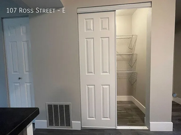 107 Ross St #E — Photo 7