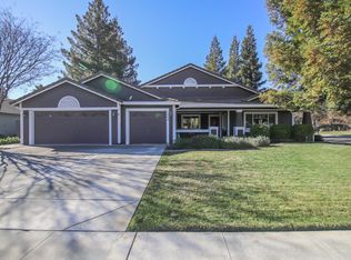 1565 Abraham Ct, Dixon, CA 95620