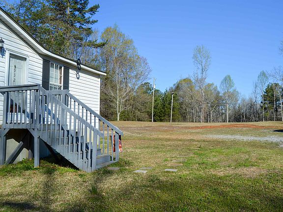 3rd image of 932 Beacon Light Rd