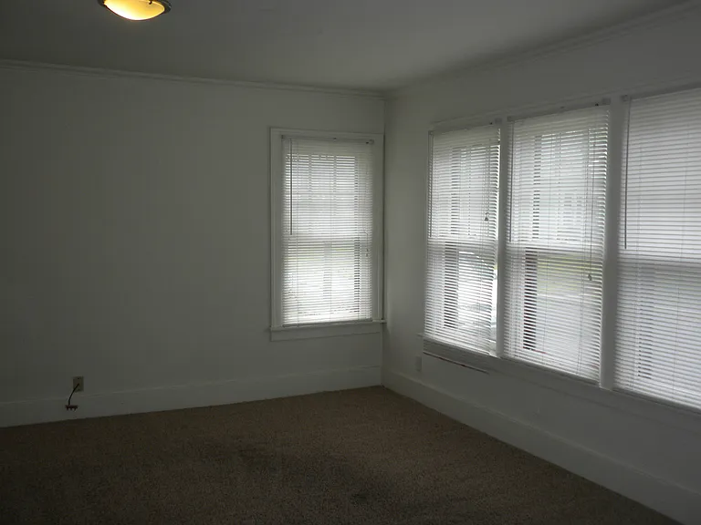 1008 Otto Ct — Photo 3