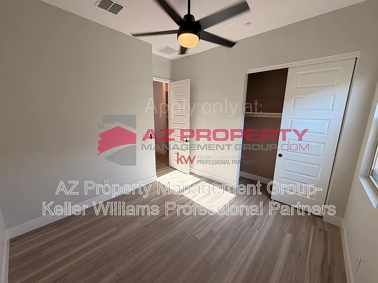 13314 W Dale Ln — Photo 2