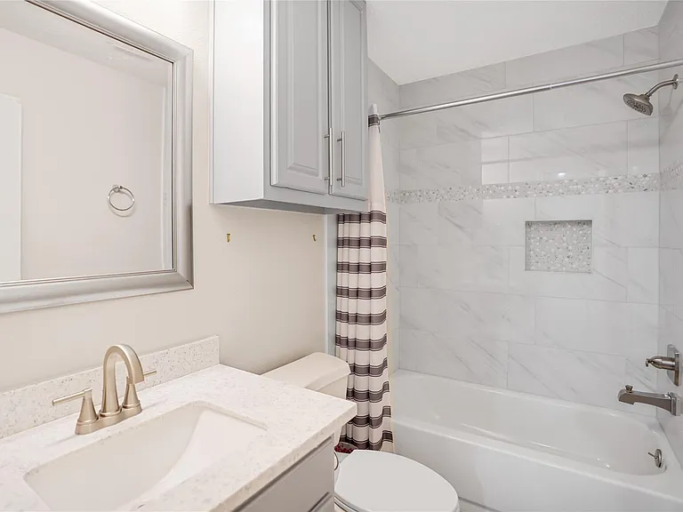 19706 Azalea Valley Dr — Photo 18