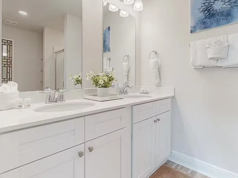 Master bathroom with doable sinks.