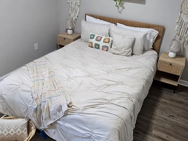 2115 Randolph Cir NW — Photo 10