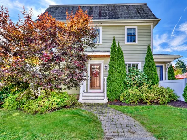 14 Dean St, Westwood, MA 02090