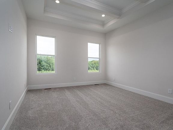 5th image of 206 Wedgewood Cir