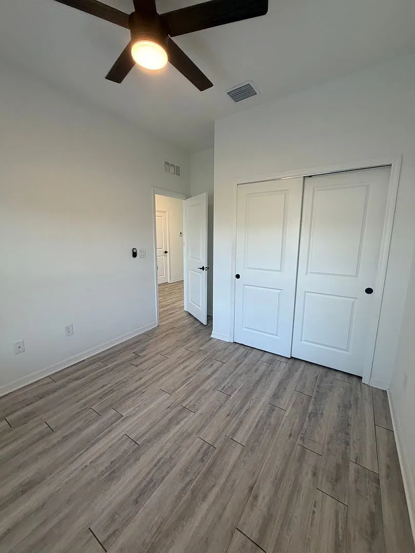 3 bed, 2.0 bath, 1182 sqft, $1,595 — Photo 4
