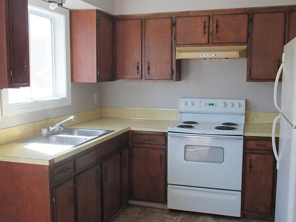 2nd image of 764 May St APT 3