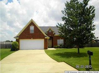 6252 Ravenwood Cv, Horn Lake, MS 38637