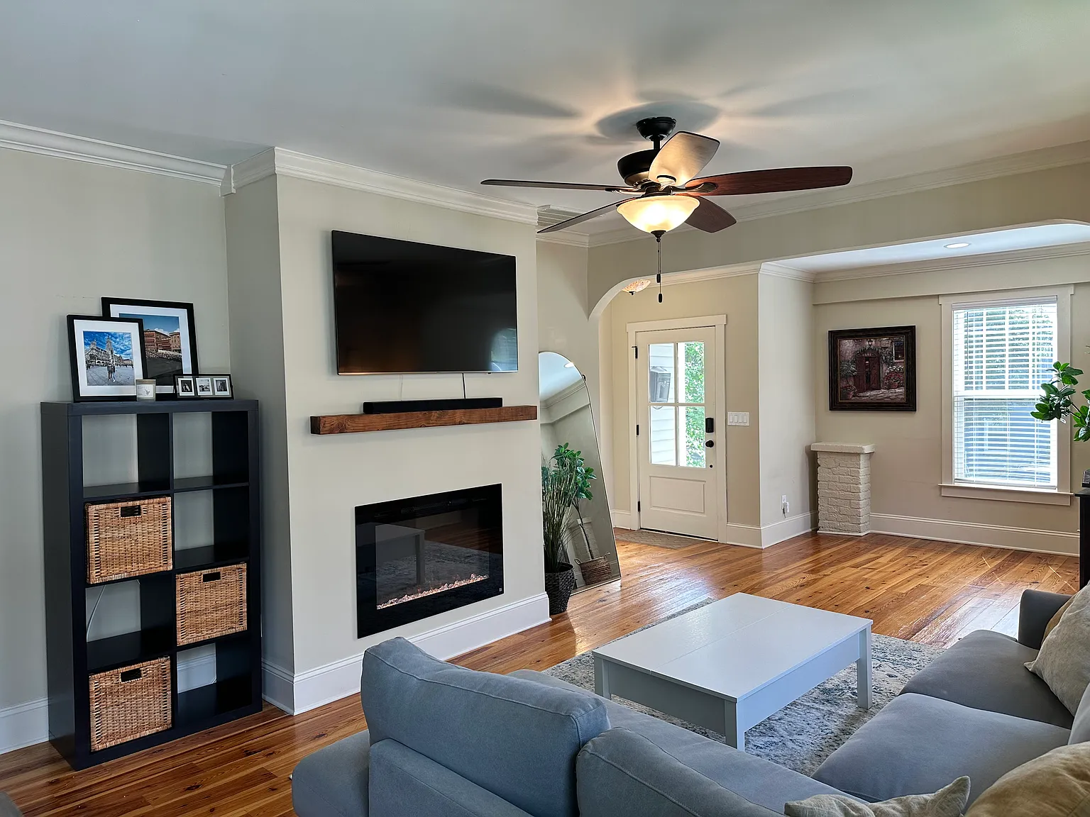 328 Woodvale Pl — Photo 4