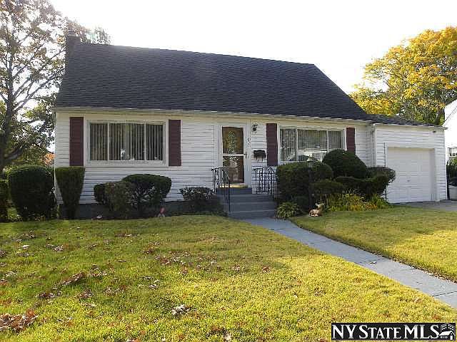 1st image of 234 N Hawthorne St
