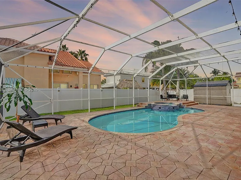 740 Cypress Pointe Dr E — Photo 29