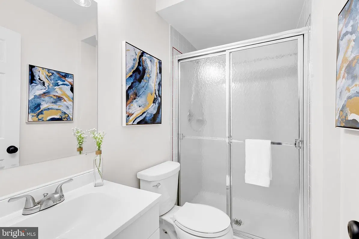 1 bed, $1,050 — Photo 3