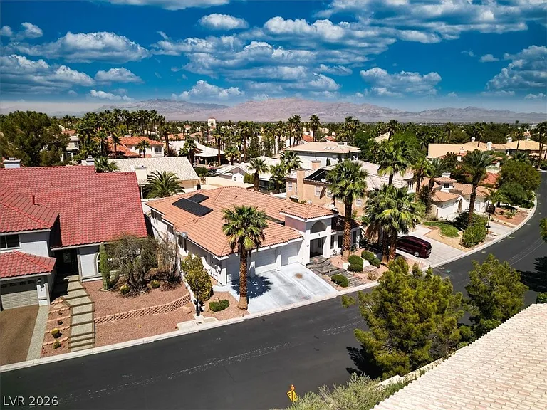 7956 Marbella Cir — Photo 35
