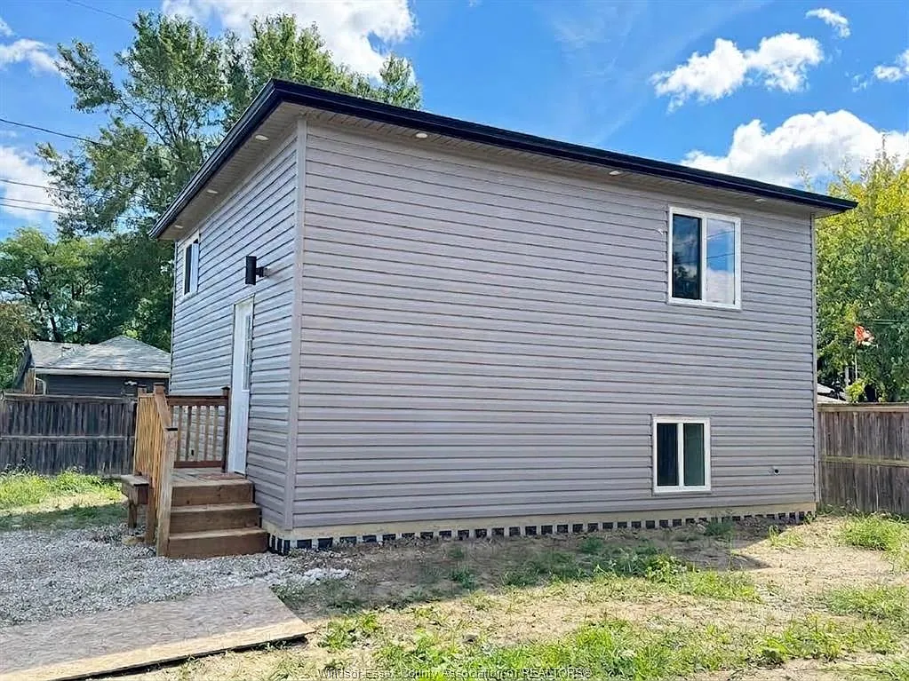 2 bed, $2,100 — Photo 2