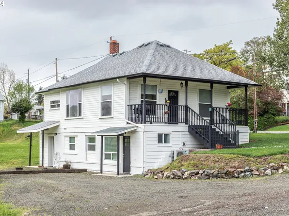 1055 NE Klamath Ave, Roseburg, OR 97470