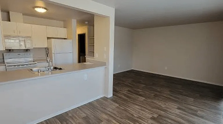 WOODLAND APARTMENTS — Photo 5