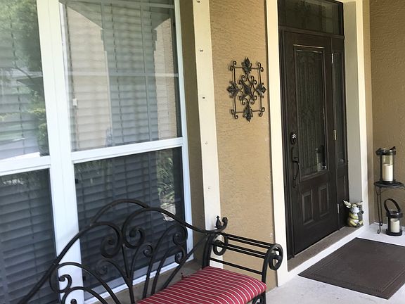 3rd image of 22940 White Oak Ln
