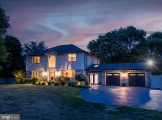 1058 S Trappe Rd, Collegeville, PA 19426