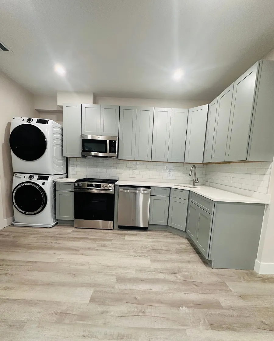 5 bed, $5,000 — Photo 2